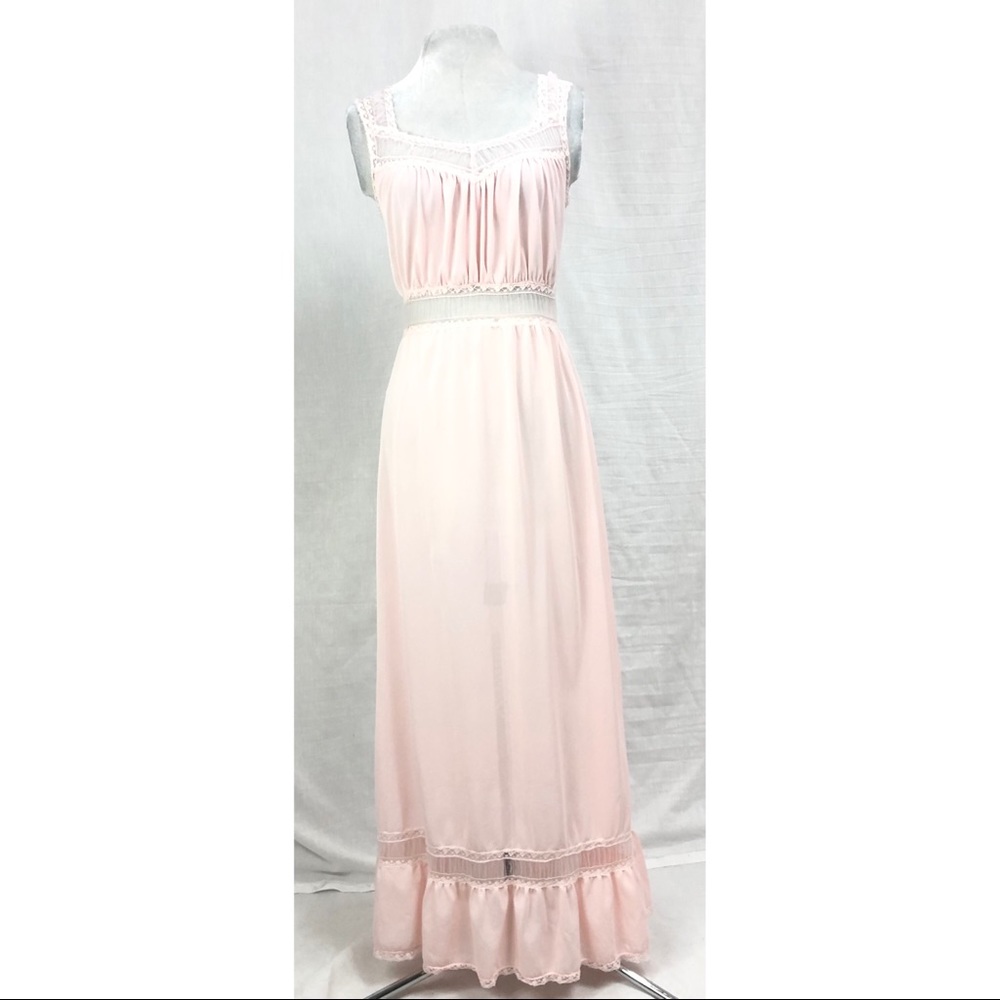 Vintage Radcliffe Pink Nylon Negligee Nightgown